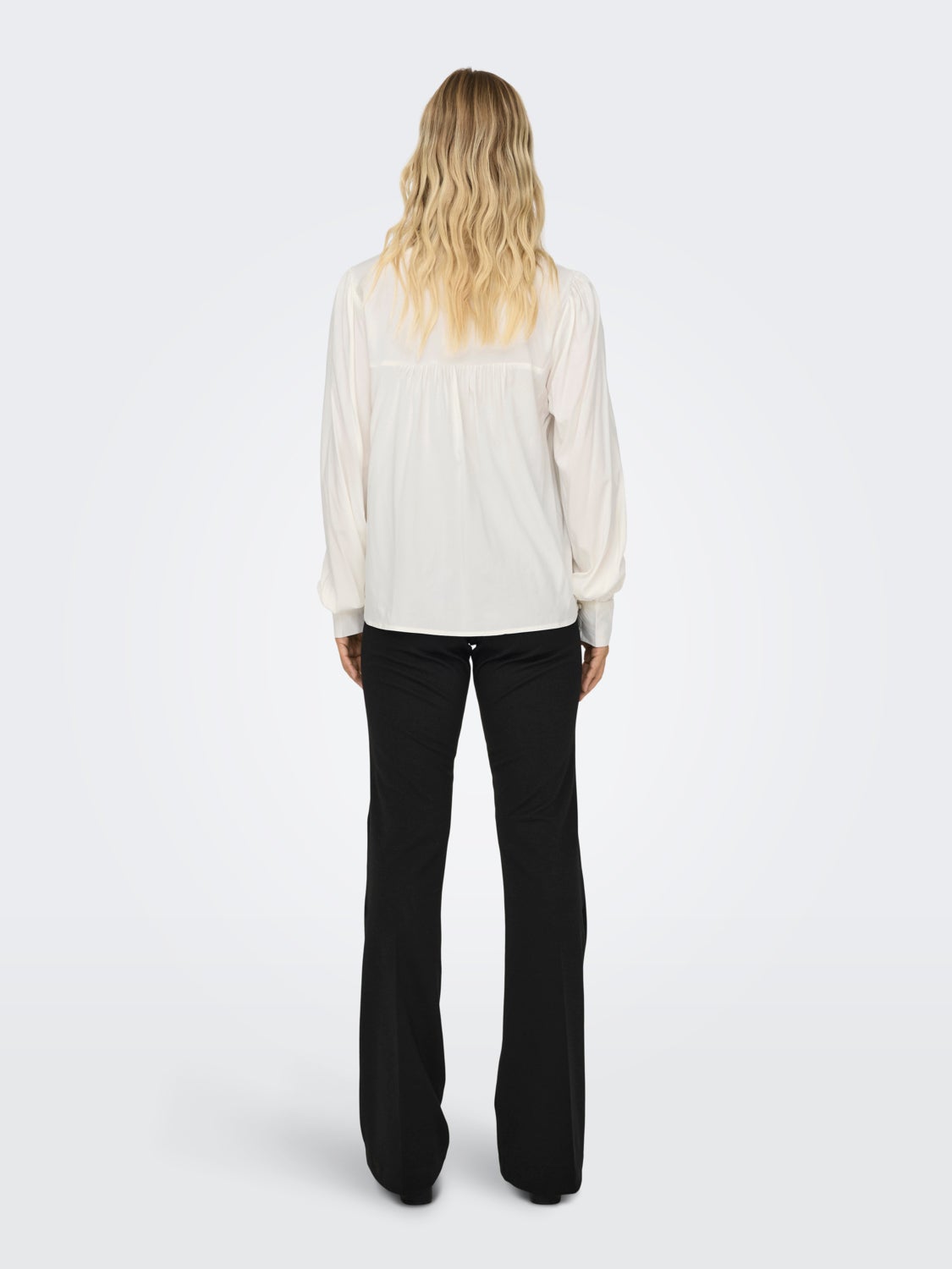 V-neck top with balloon sleeves