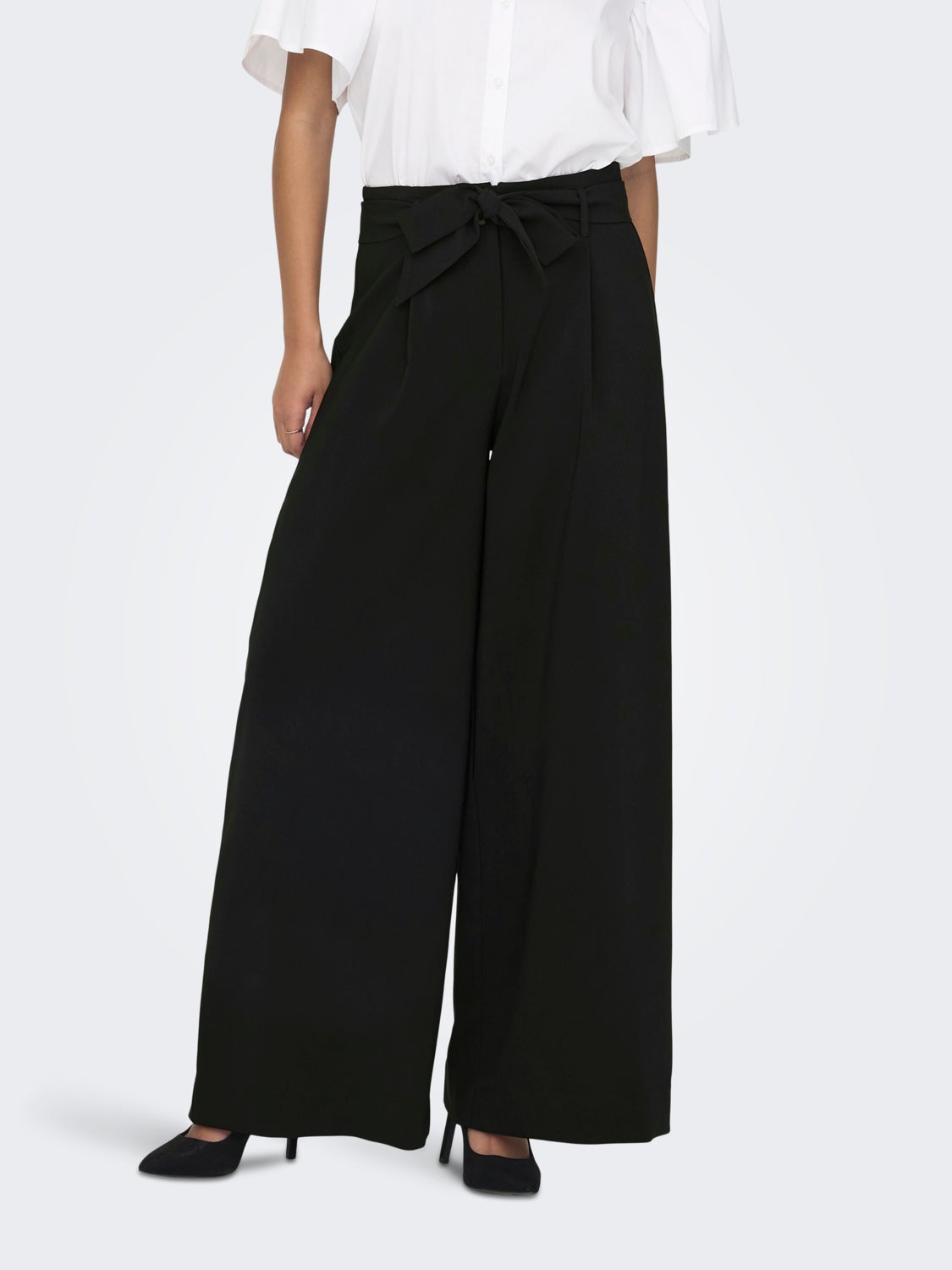 High Waisted Wide Pants With Belt