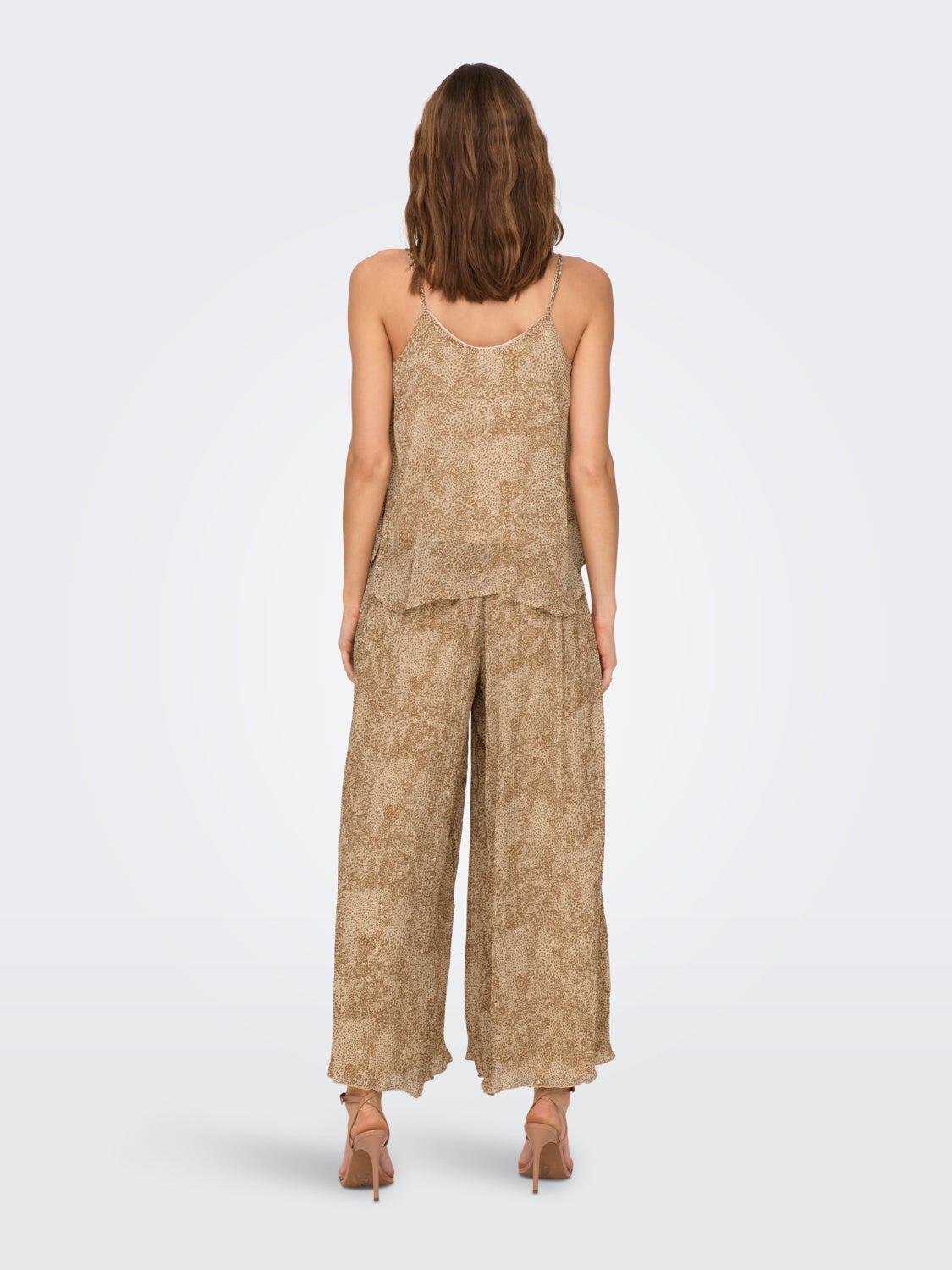 Regular Fit V-Neck Tank-Top