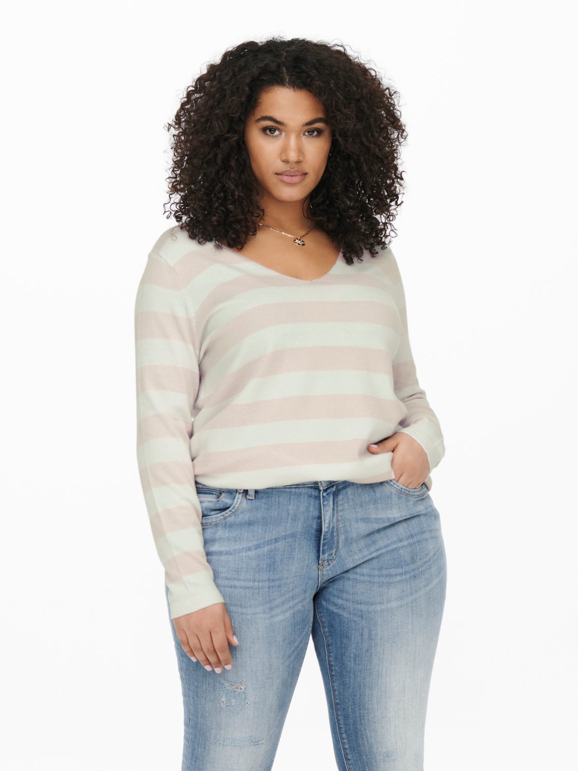 Curvy v-neck Pullover