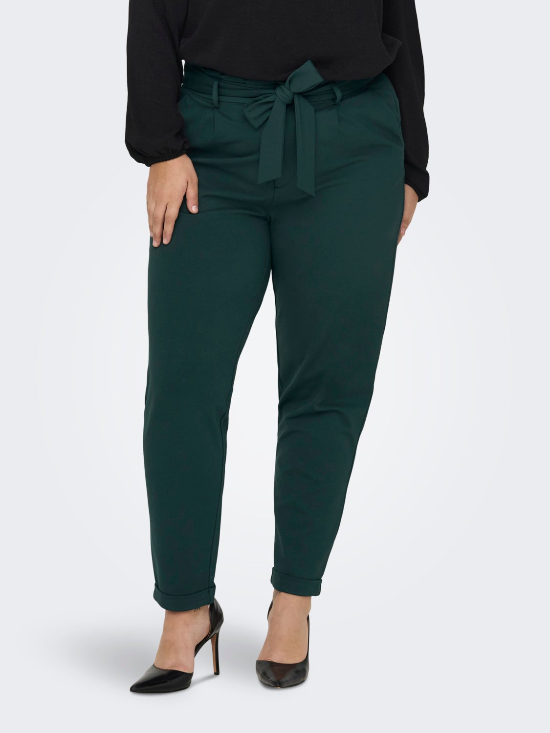 Curvy tie belt viscose pants