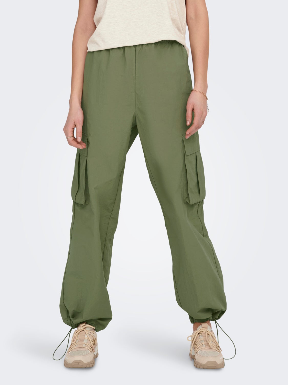 mid waist cargo pants