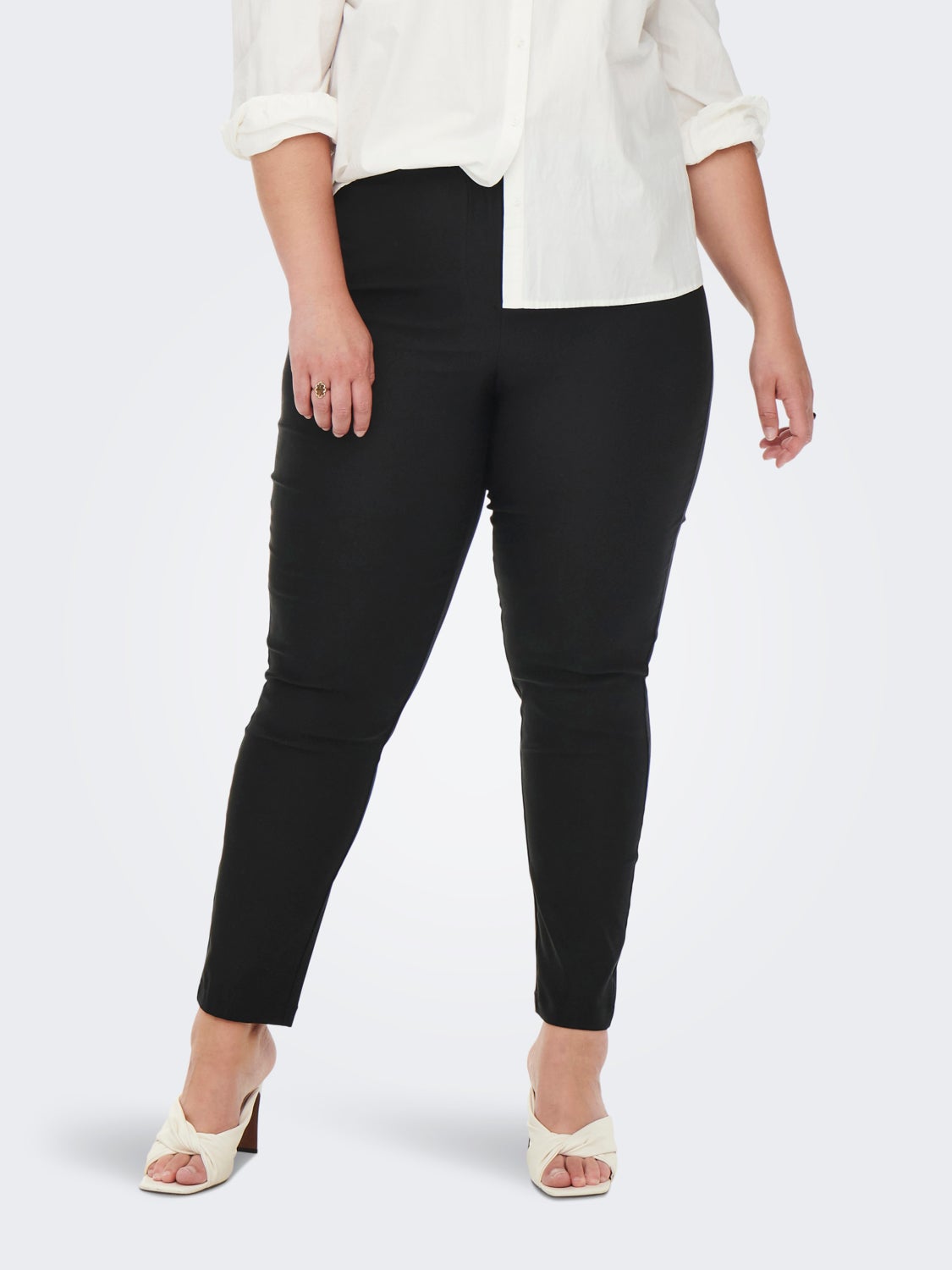 Curvy high waisted viscose blend trousers
