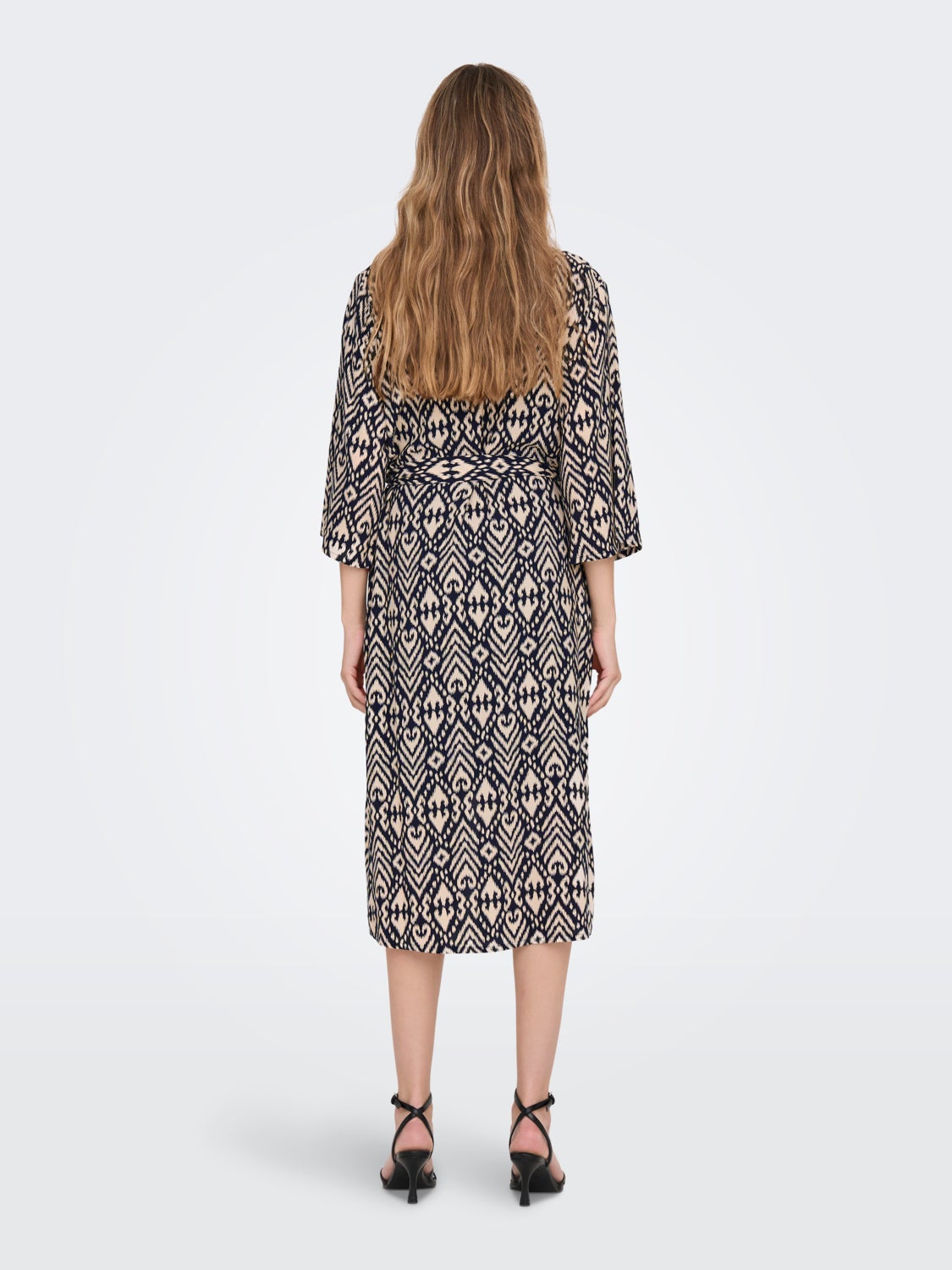 Long 3/4 sleeved Kimono