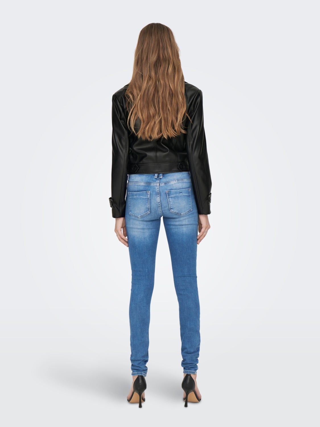 Jacket in leather look