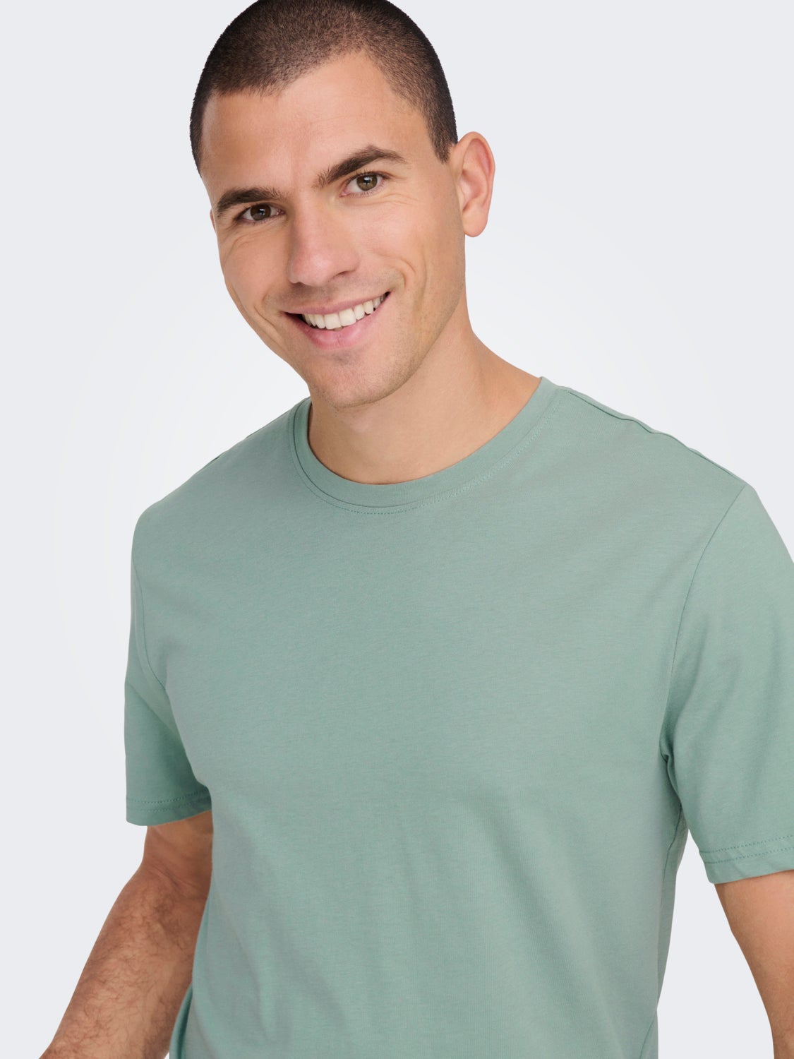 Long o-neck t-shirt