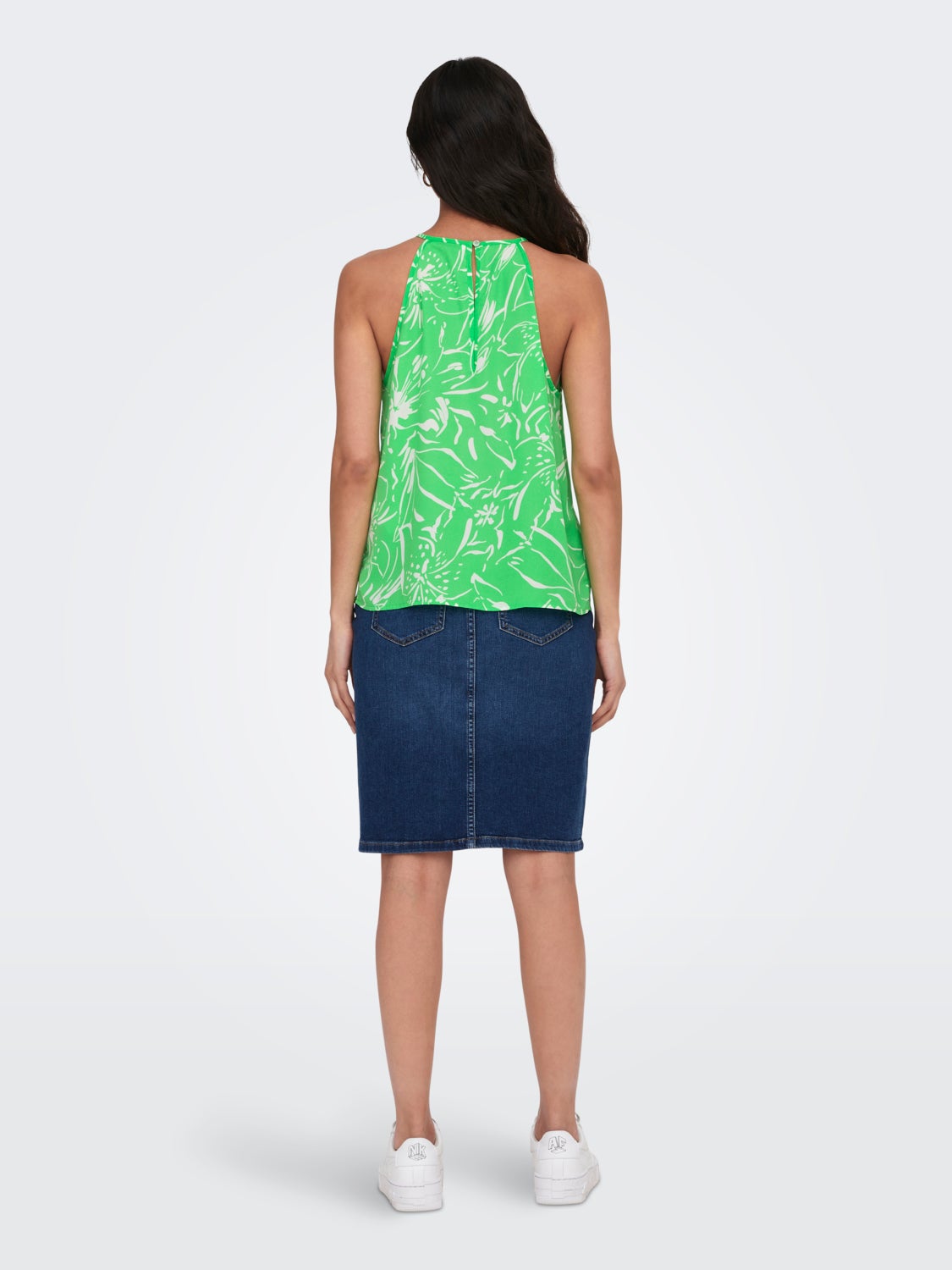 Halterneck keyhole Top