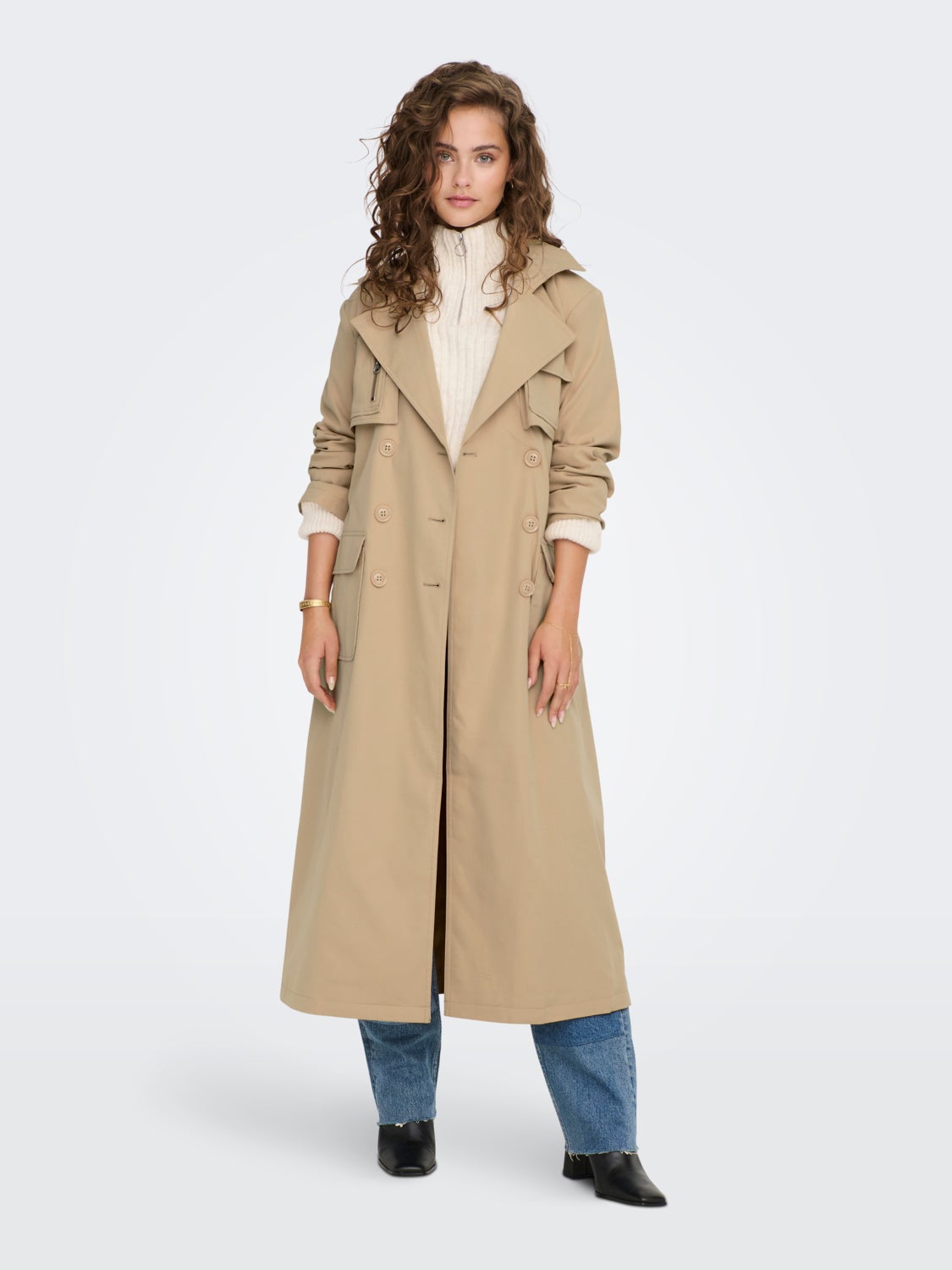 Long Trenchcoat with pockets