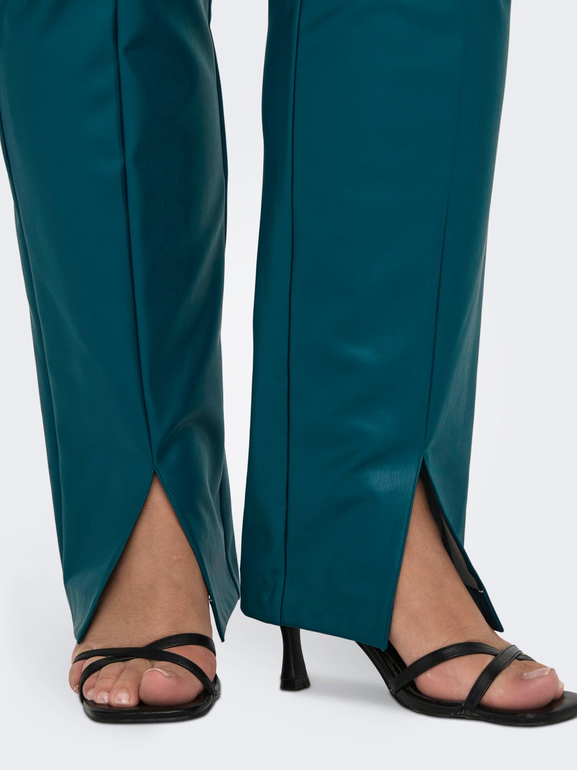 curvy coated leggings