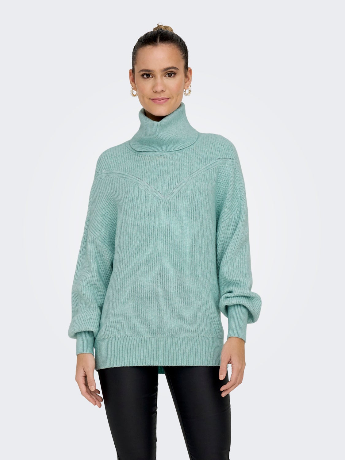 Roll neck knitted pullover