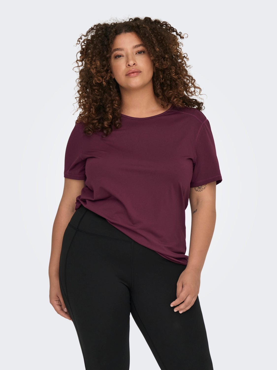 Curvy training tee