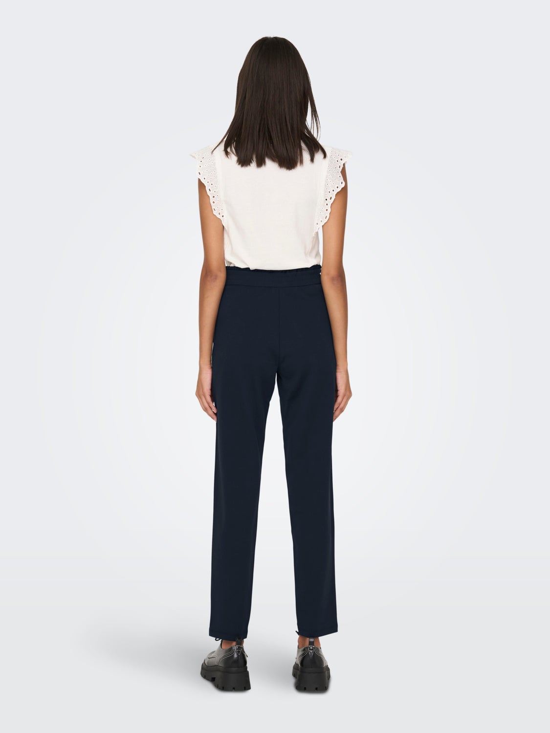 Pants with side pockets