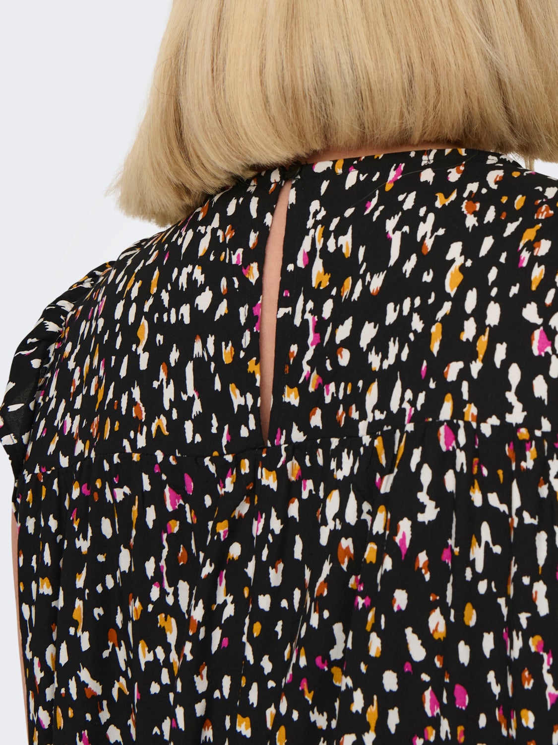 Curvy frill sleeved Dress