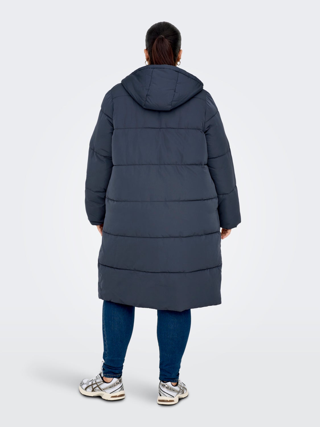Curvy long puffer jacket
