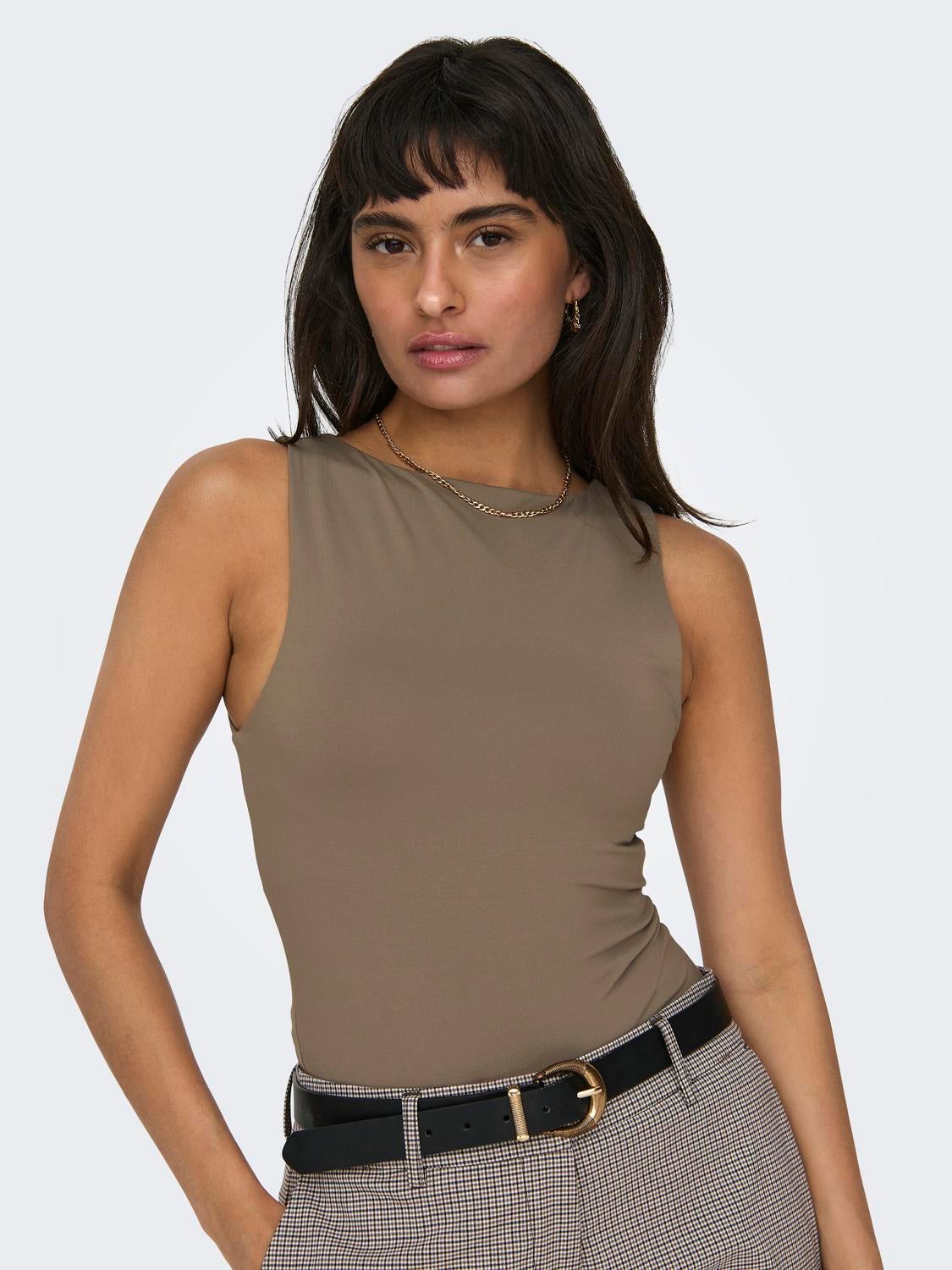 Reverseable top