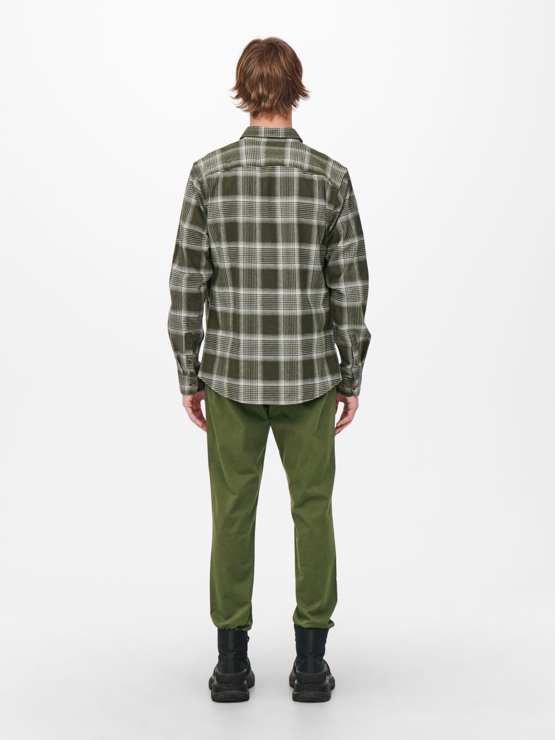 Tapered fit trousers