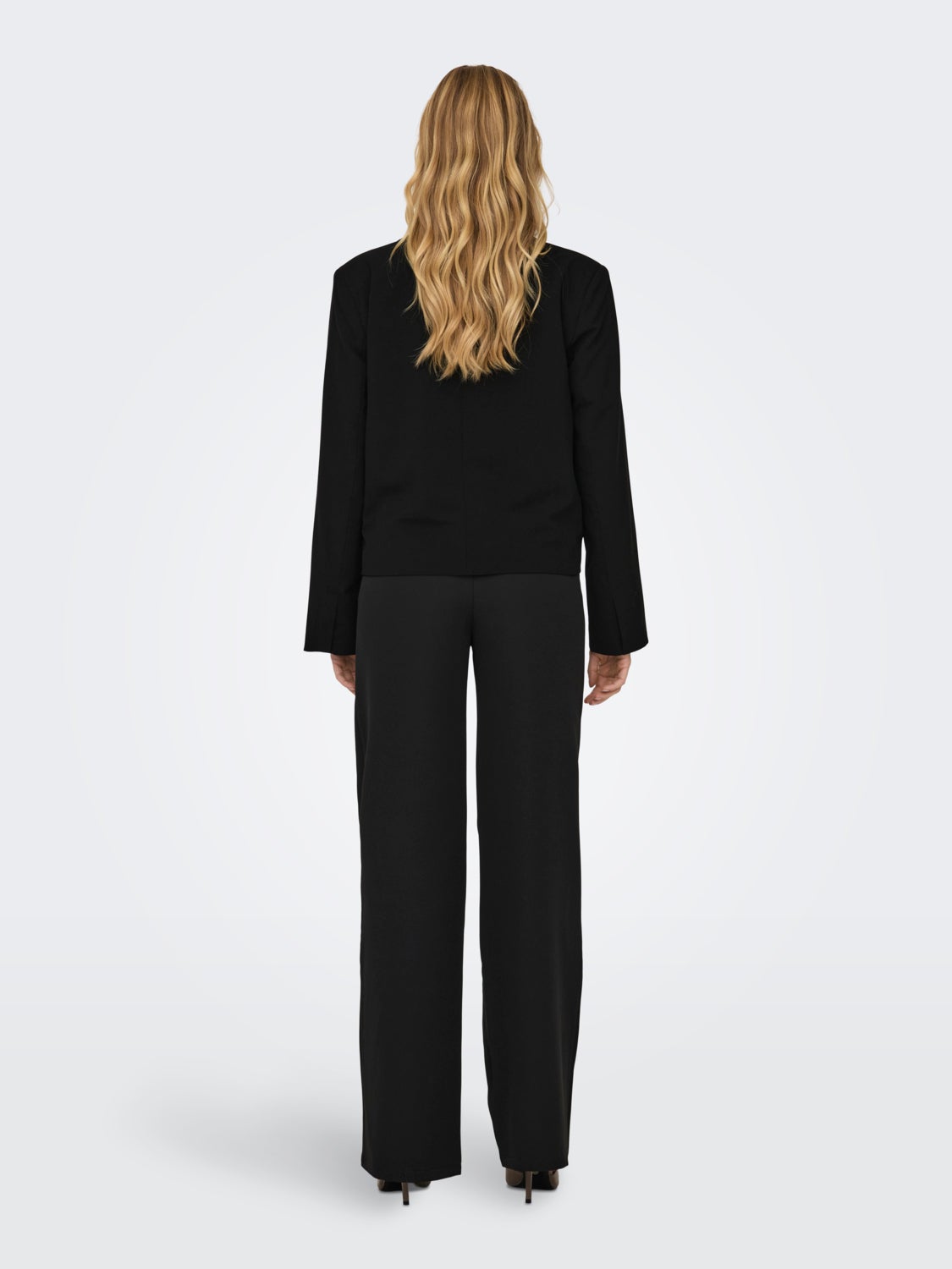 Short classic blazer