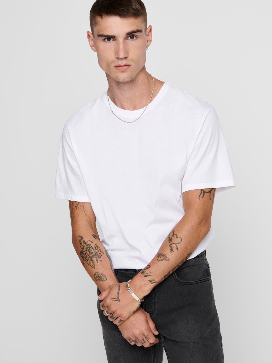 Long o-neck t-shirt