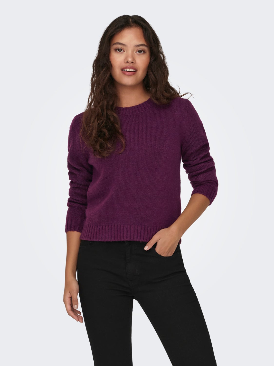 O-neck knitted pullover