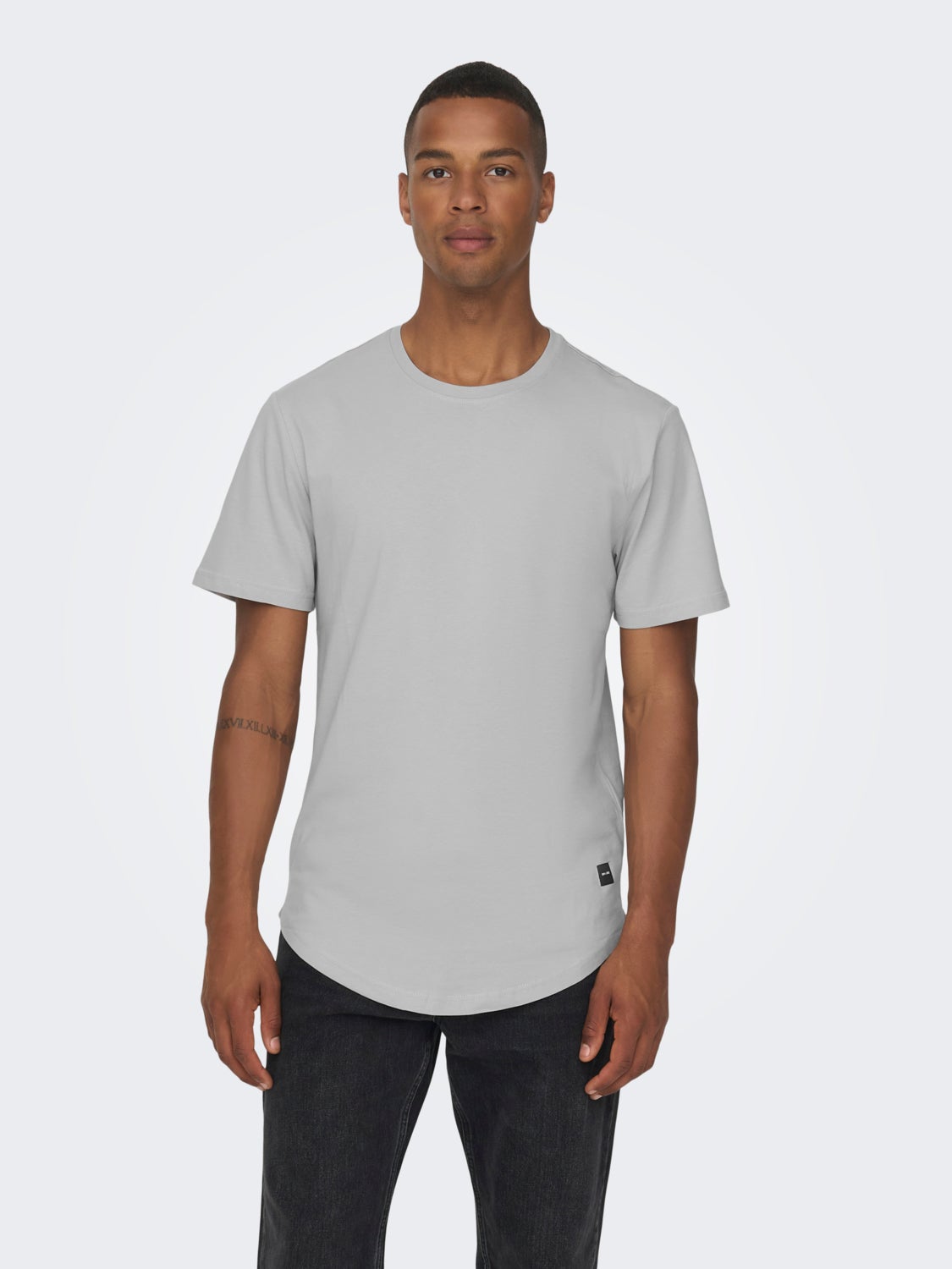 Long o-neck t-shirt