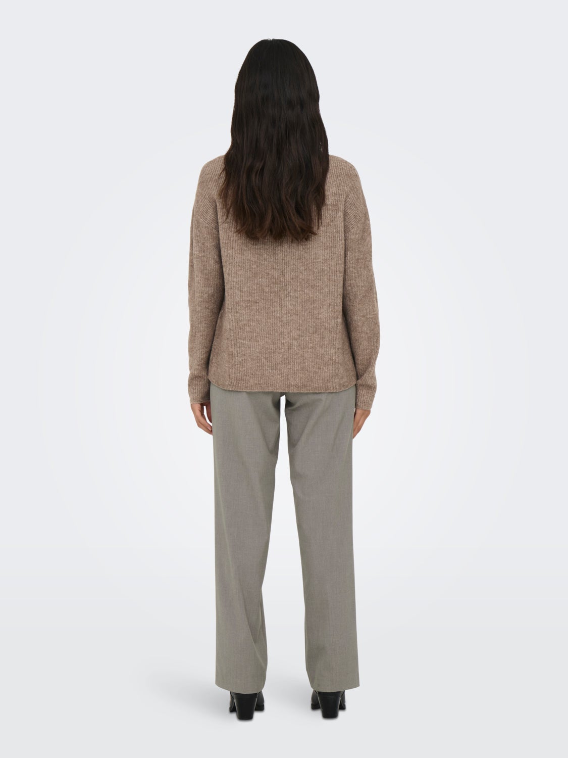 High neck knitted pullover