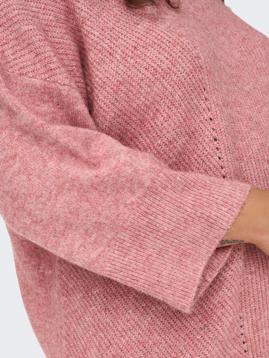 Curvy 3/4 sleeved Knitted Pullover