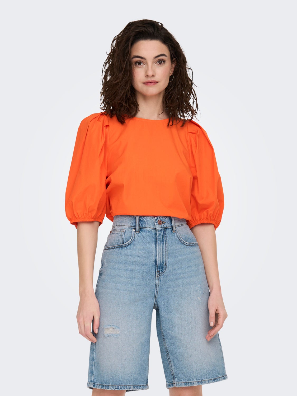 Top with volume sleeves