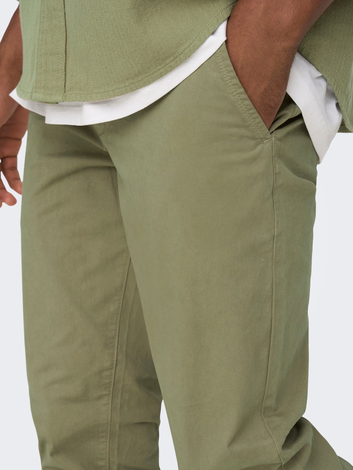 Slim fit chinos