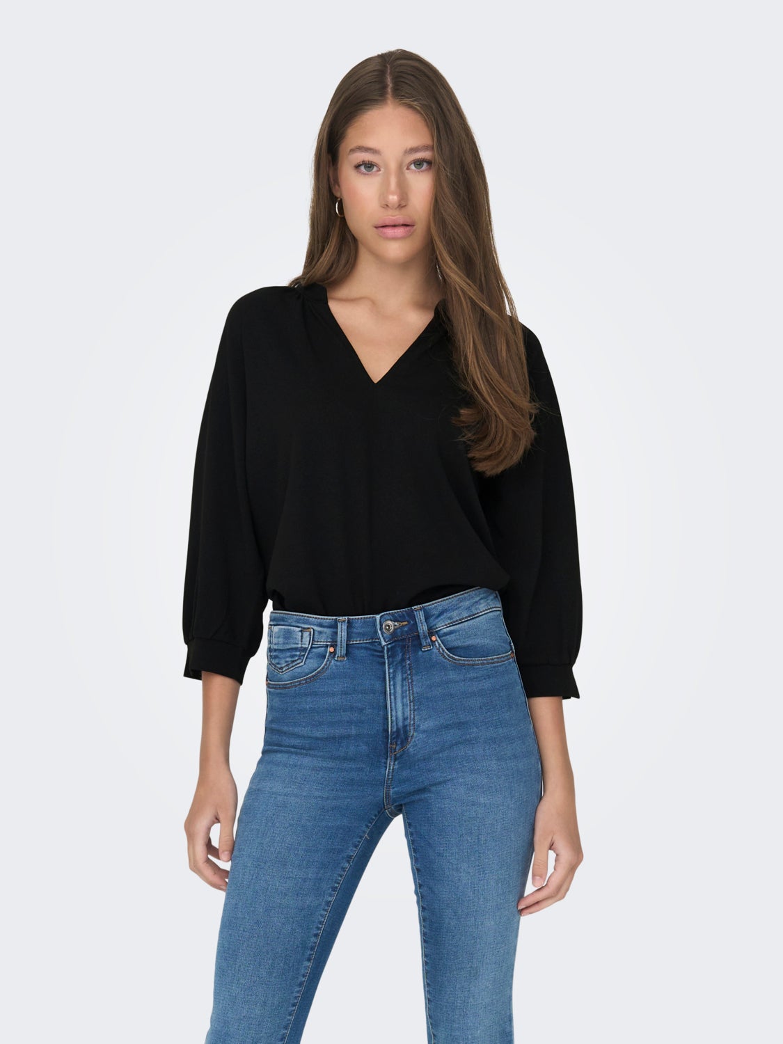 V-neck top with 3/4 sleeves