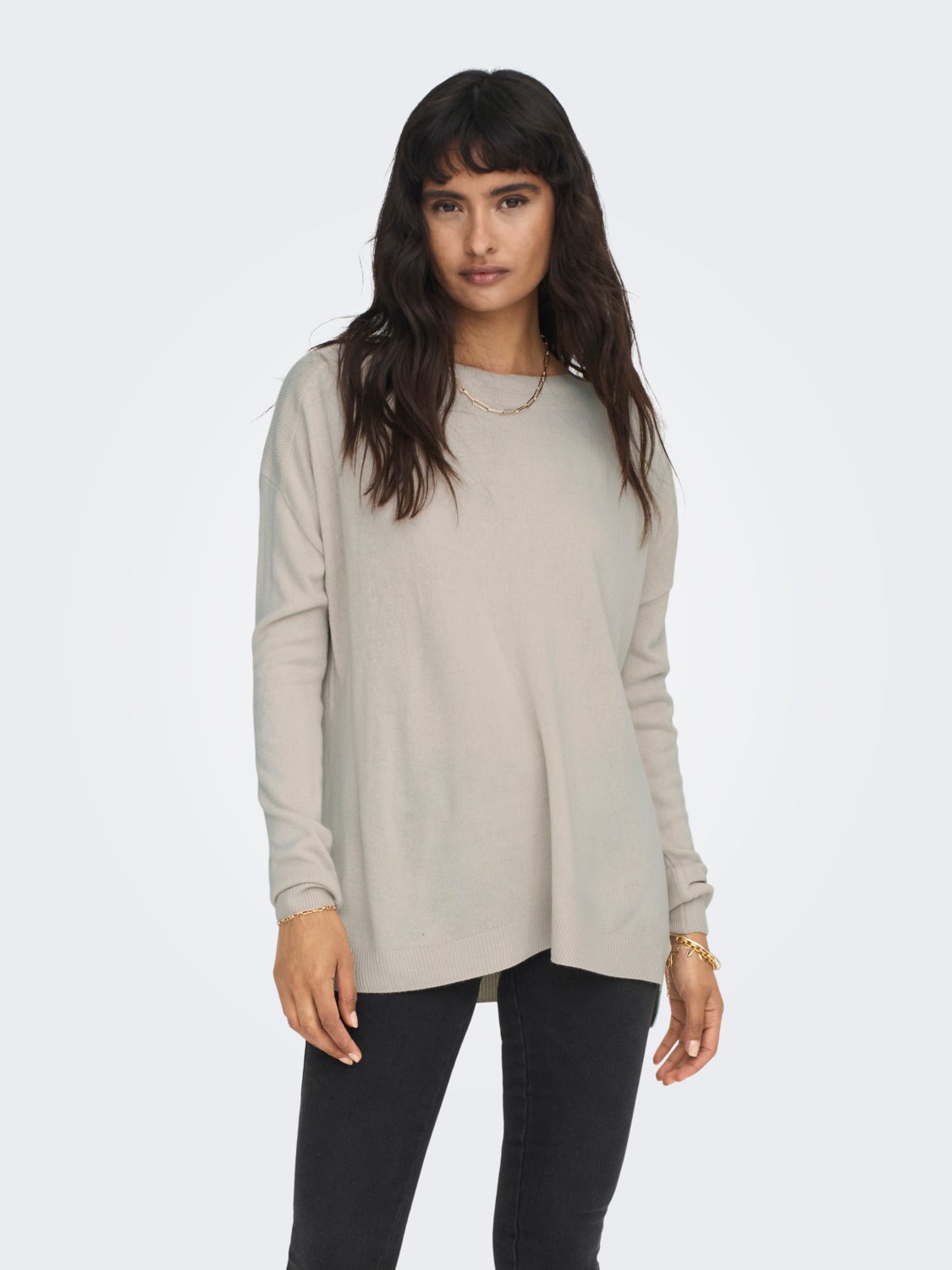 Loose fitted knitted pullover