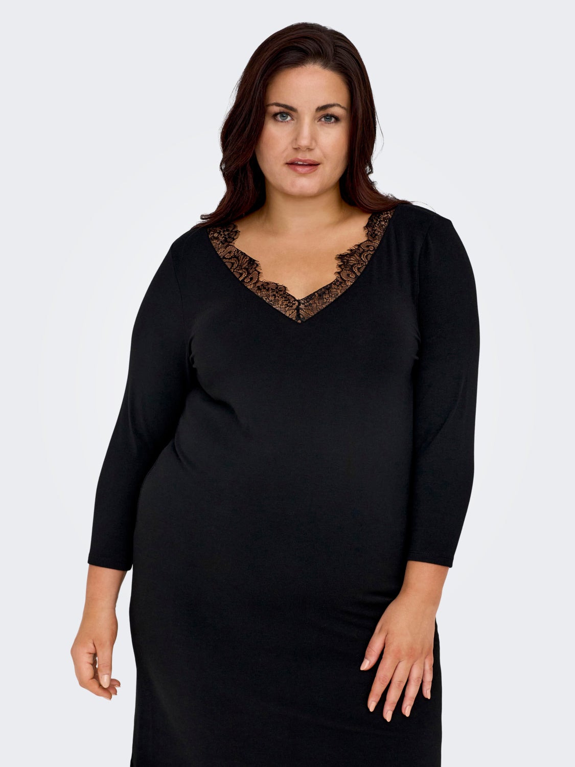 Curvy v-neck dress