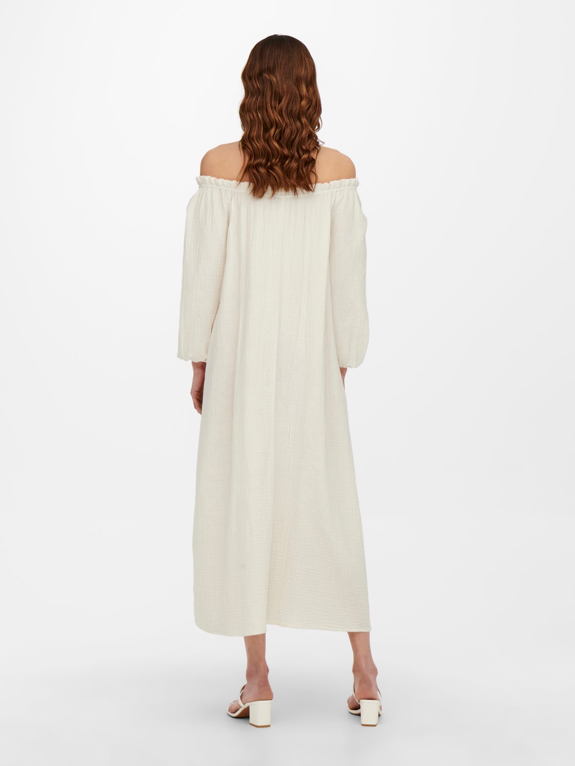 Maxi off-shoulder dress