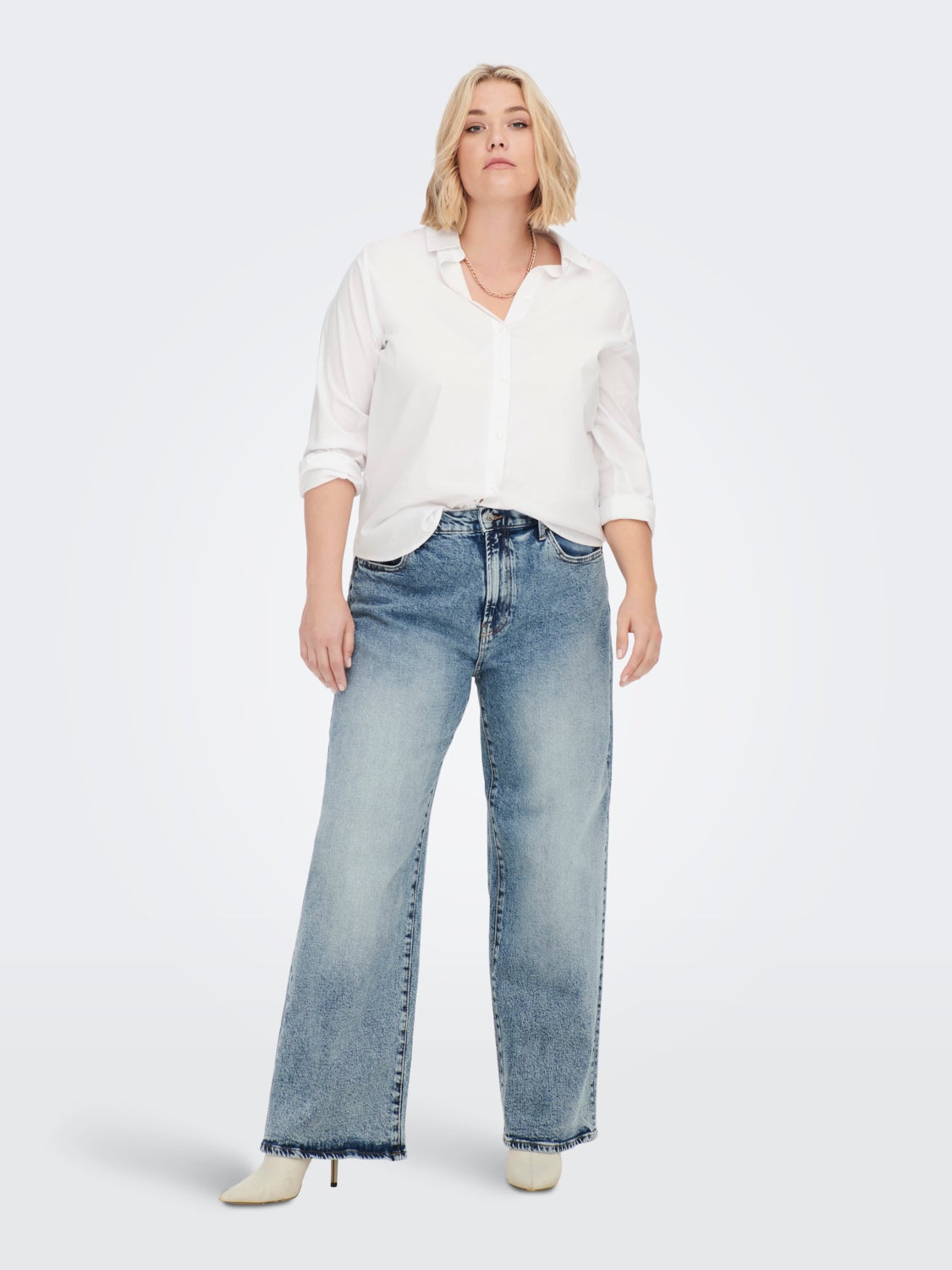 Curvy CARLope stretchy extra high waisted jeans