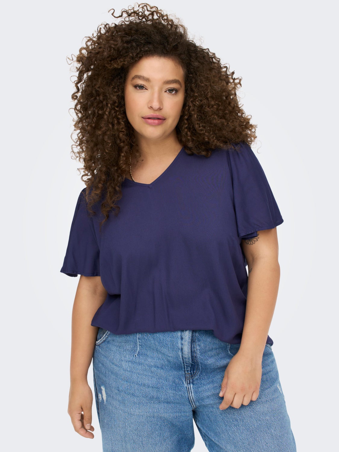 Curvy V-neck Viscose Top