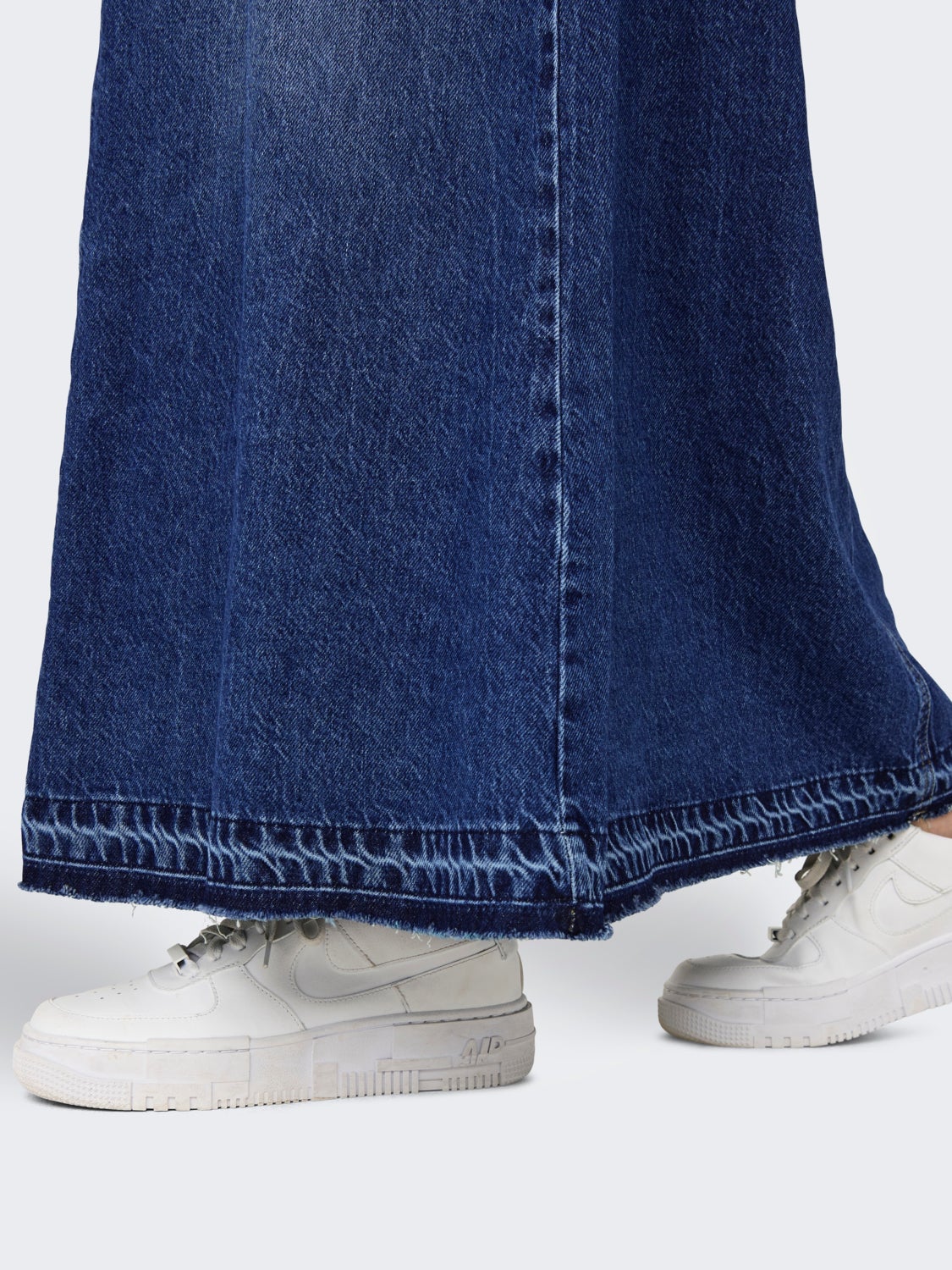 Maxi denim skirt