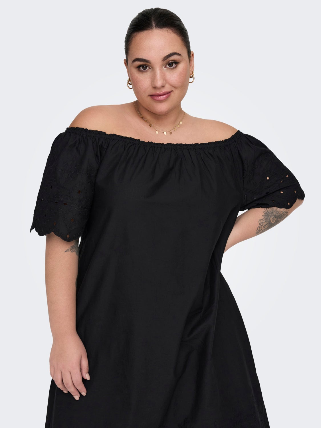 Curvy off-shoulder dress