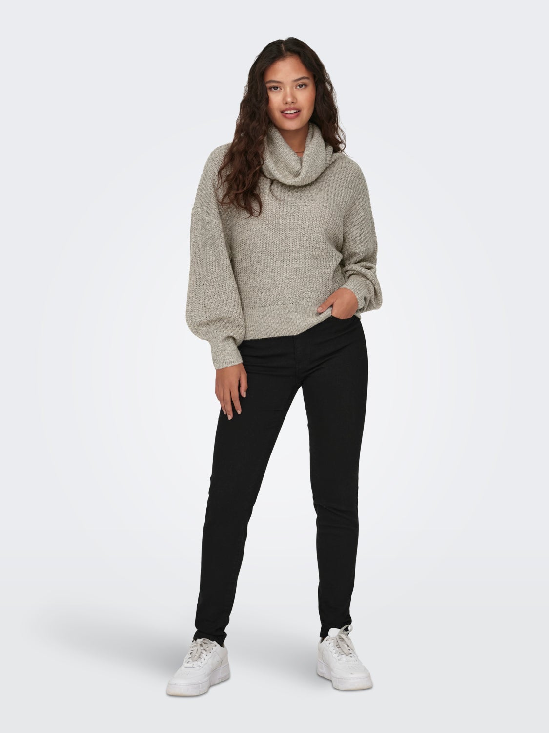 Roll neck knitted pullover
