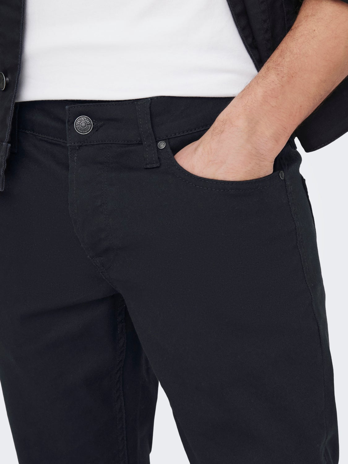 Slim fit pants