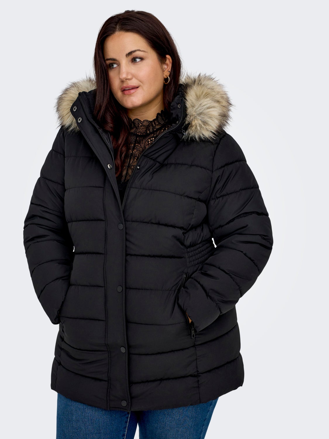 Curvy jacket with hood