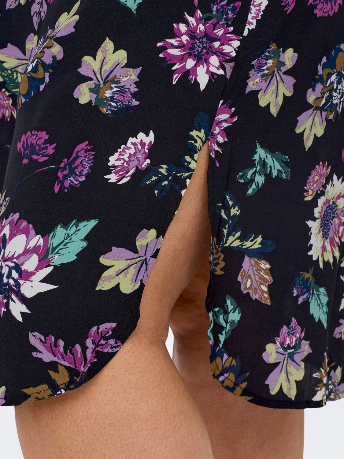 Curvy midi shirt dress