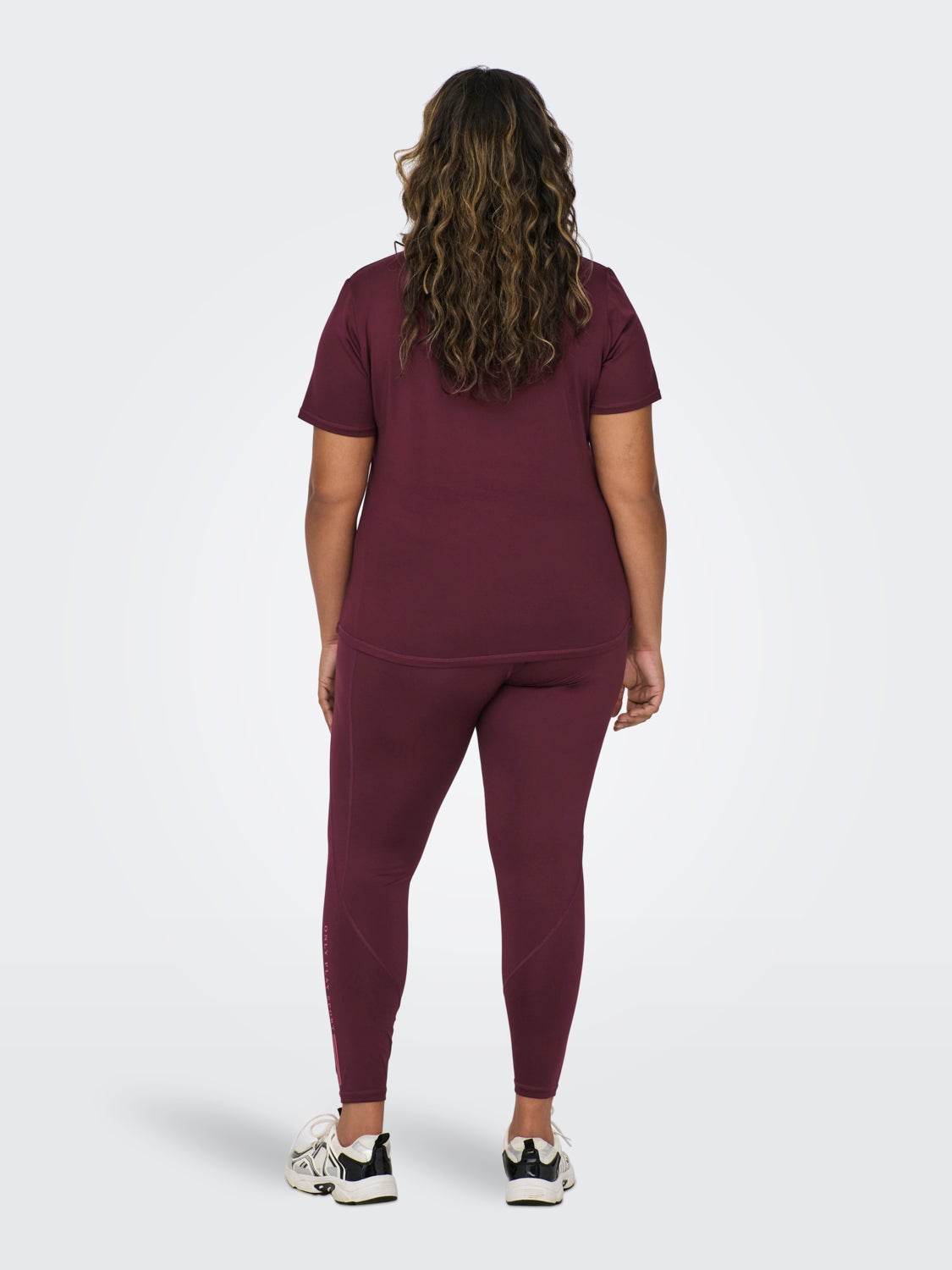 Curvy training t-shirt