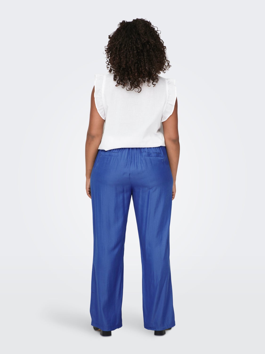 Curvy low waist trousers