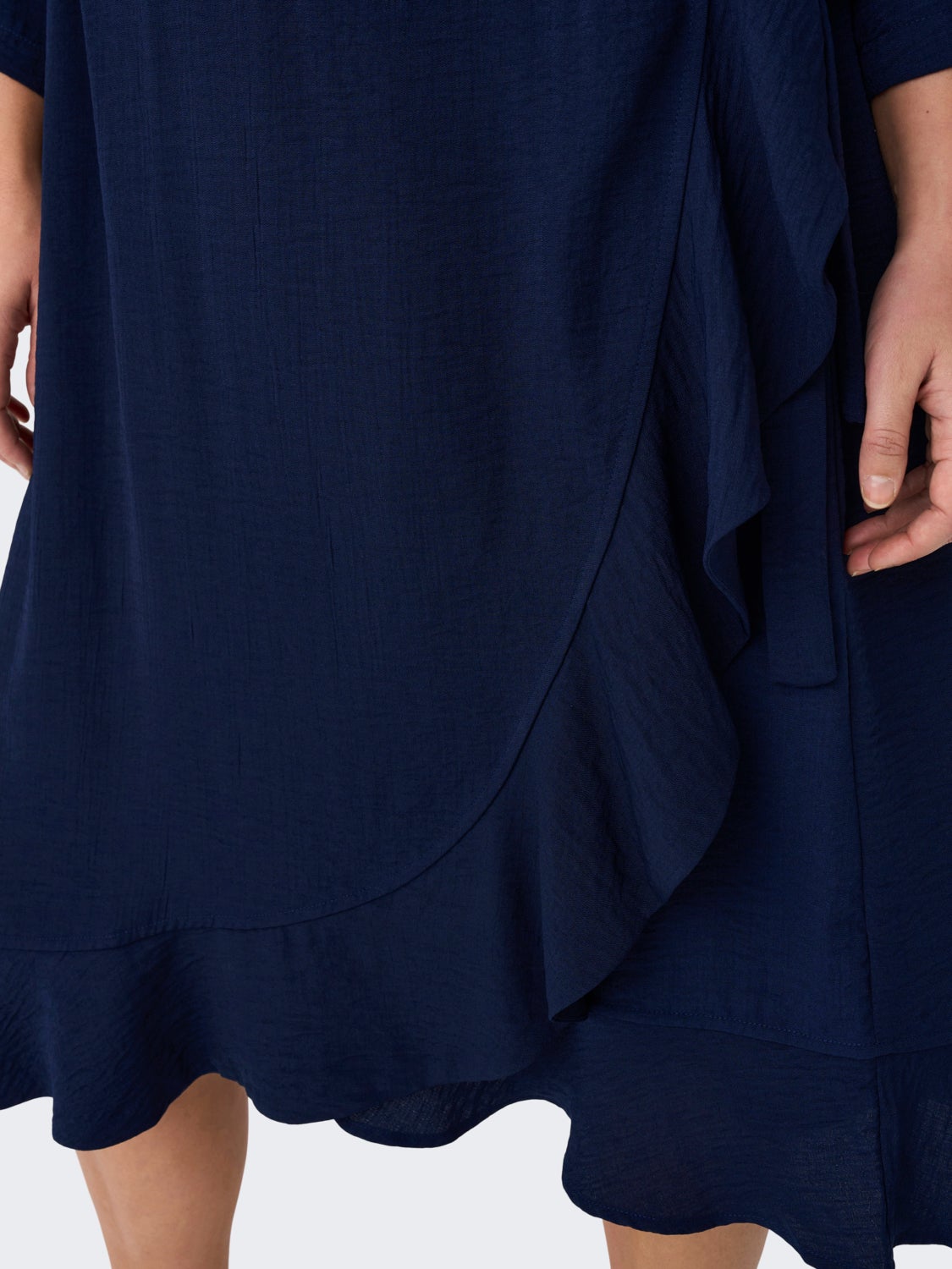 Curvy 3/4 sleeved Dress