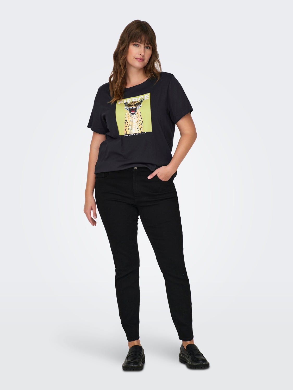 Curvy o-neck t-shirt with print