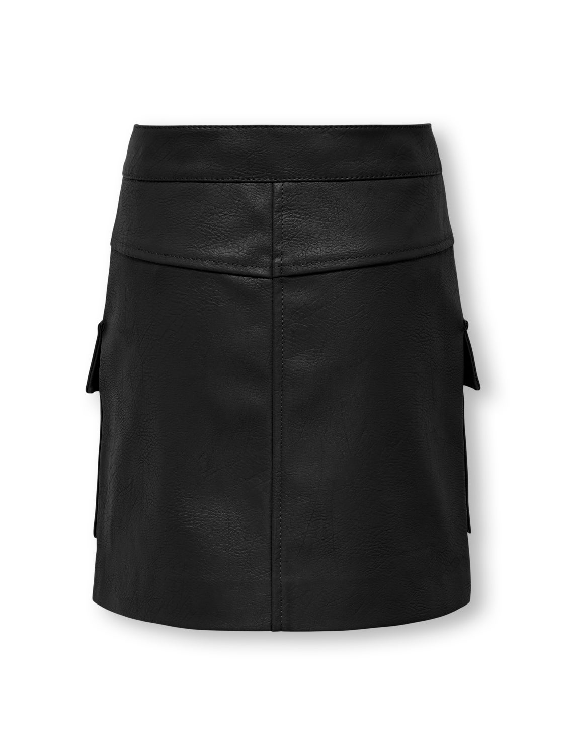 Short skirt with pockets