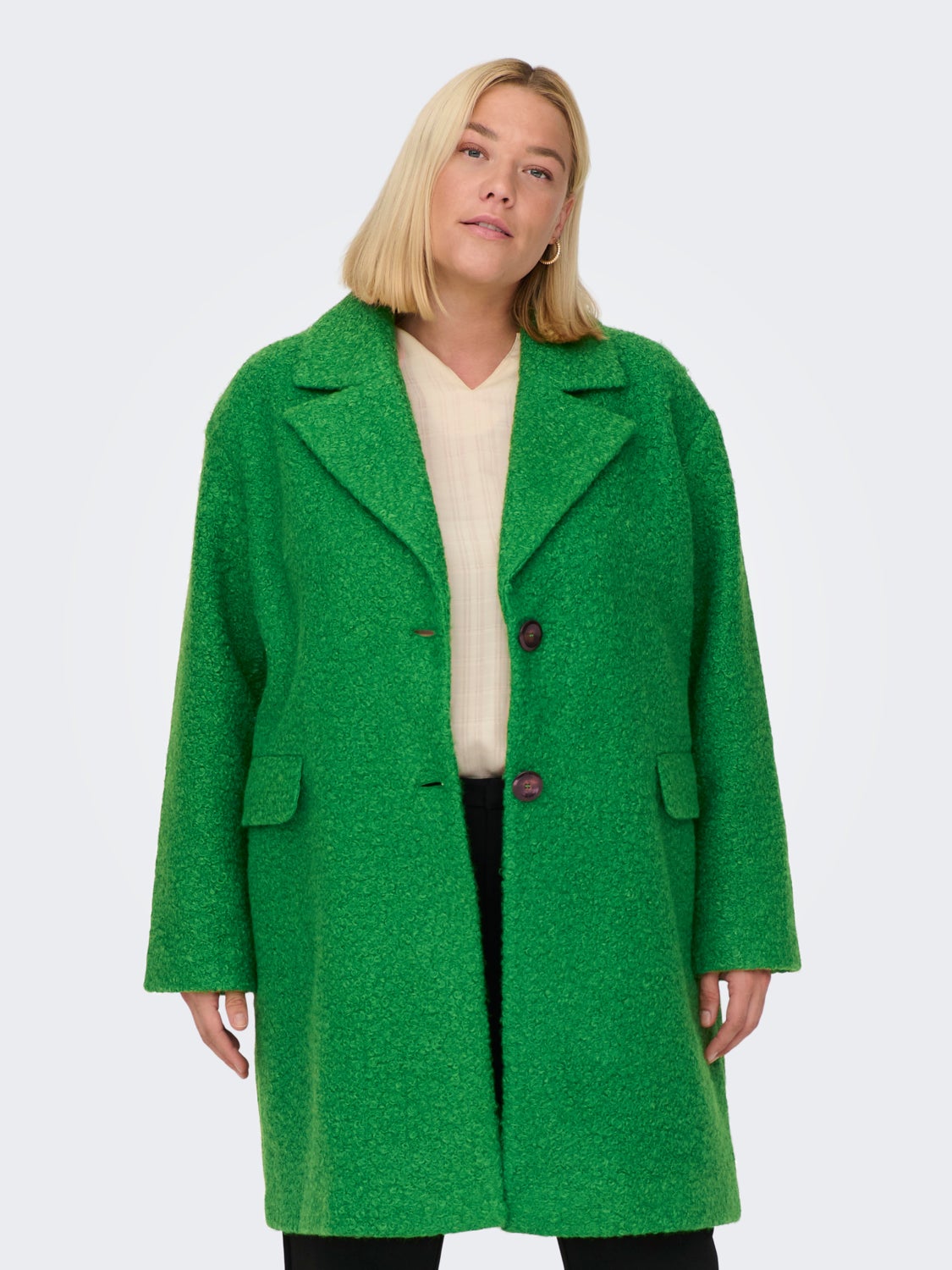 Curvy classic coat