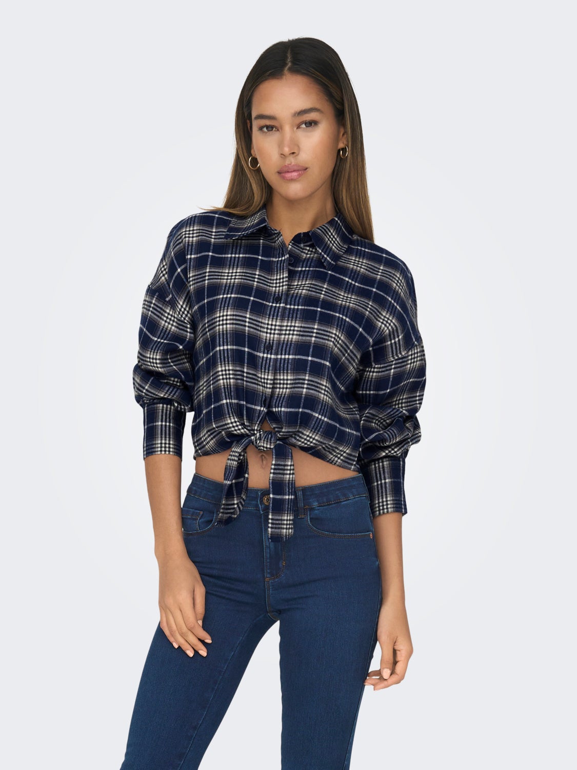 Cropped tie shirt