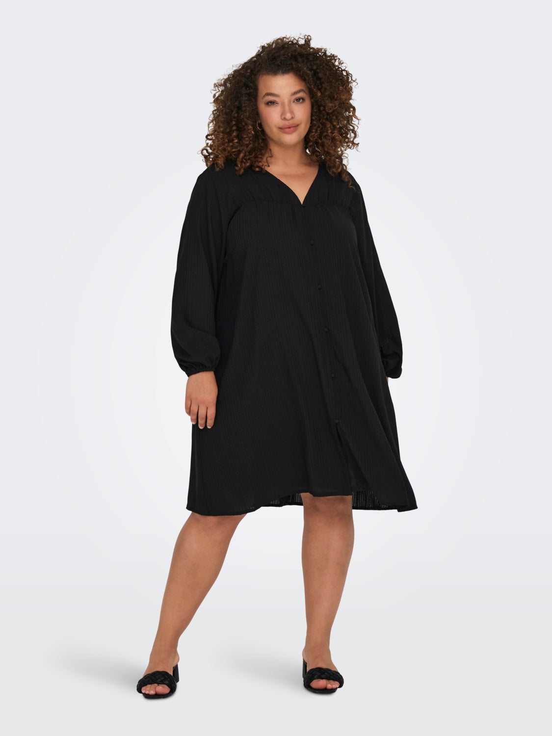 Curvy v-neck layered dress