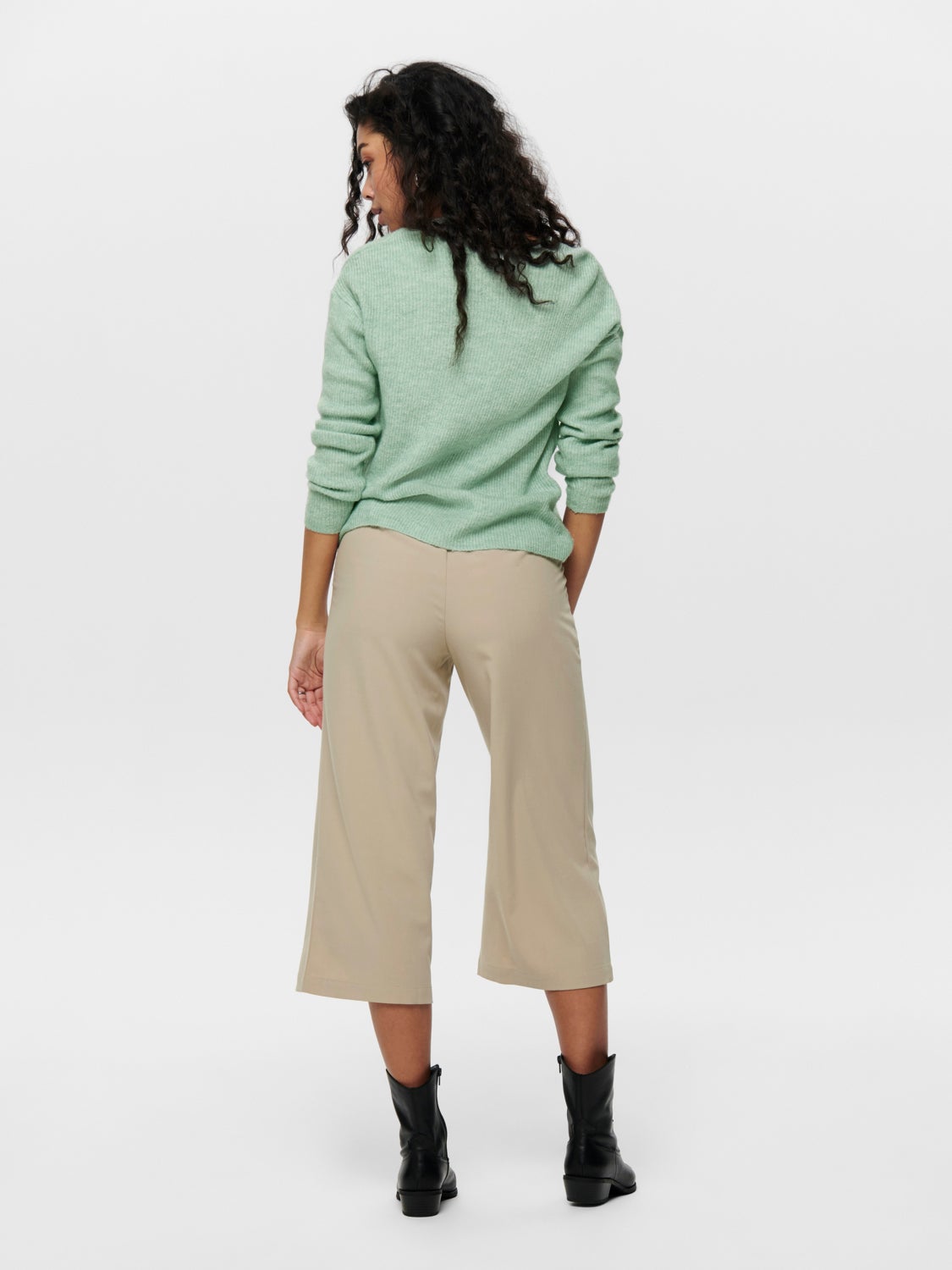 V-neck Knitted Pullover