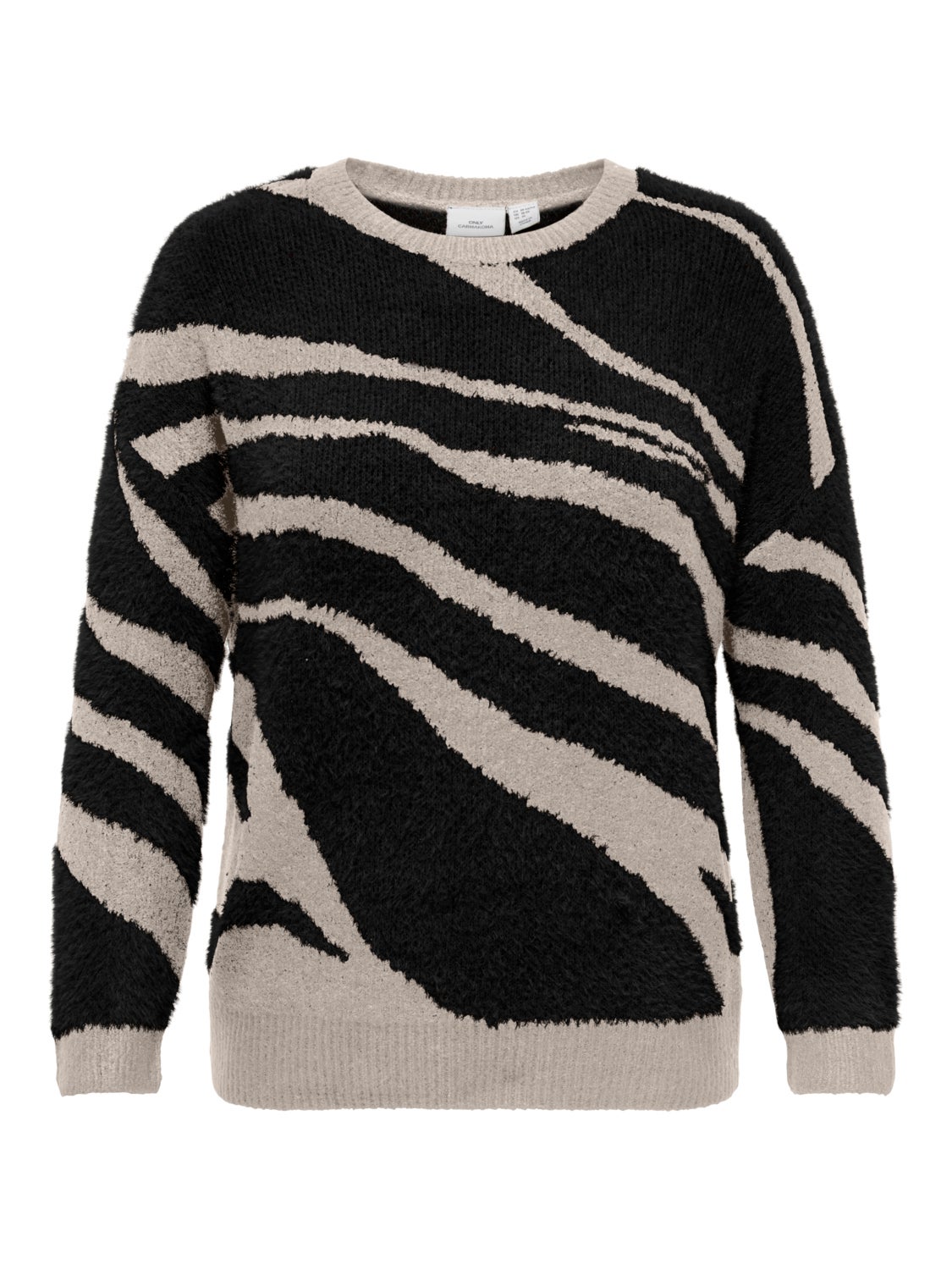 Curvy o-neck knitted pullover